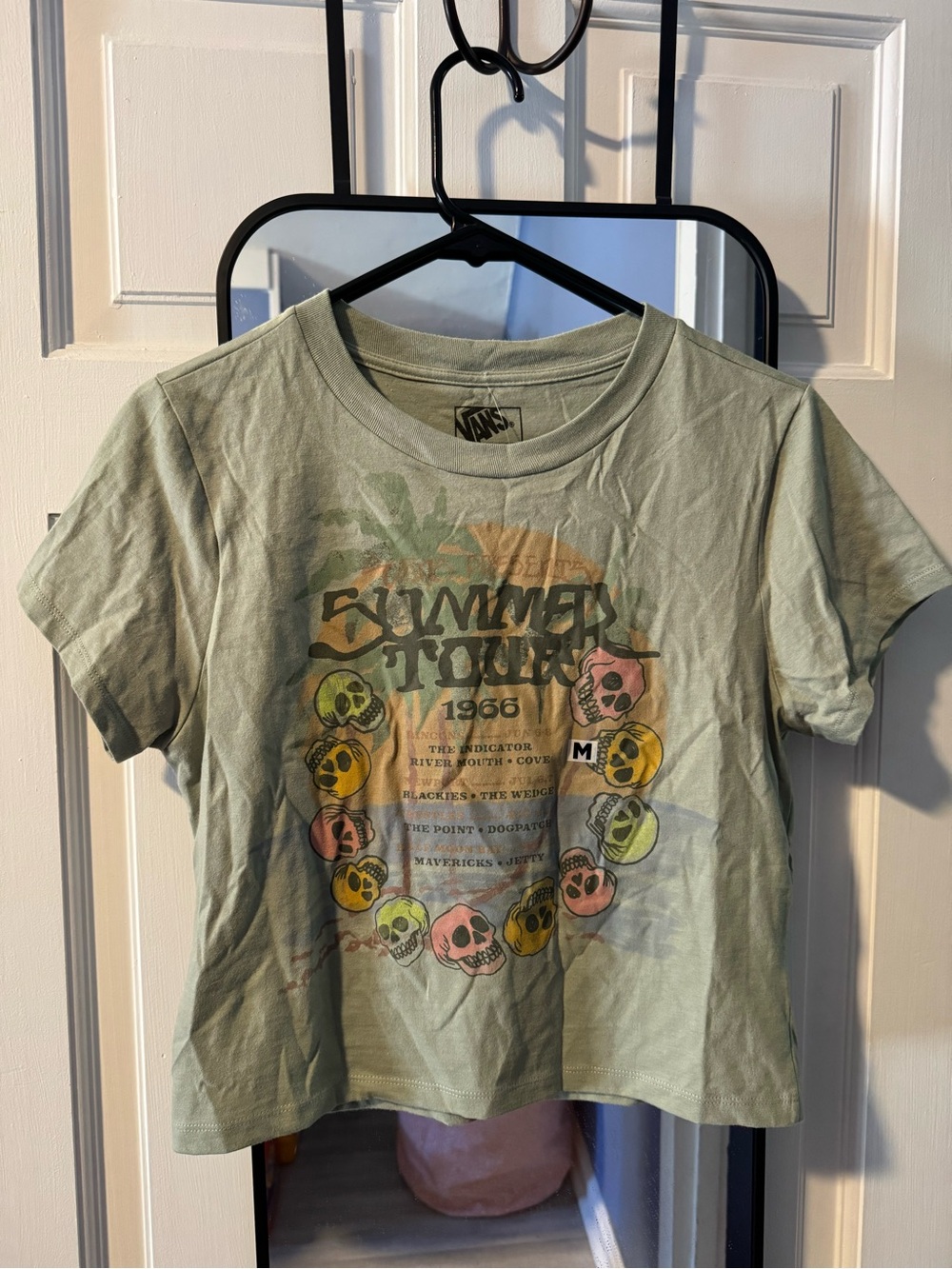 NWT Vans tshirt